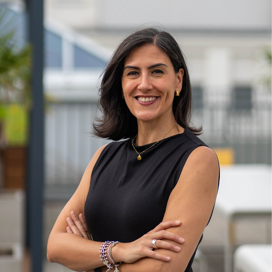 Das Bild zeigt Yenia Zaba, Communications Expert bei kununu.